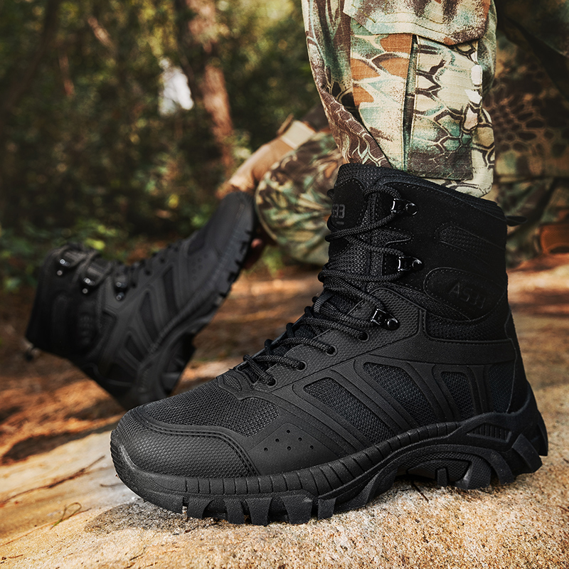 Stivali tattici da uomo String - Hiking Boot Waterproof recensione e prezzo