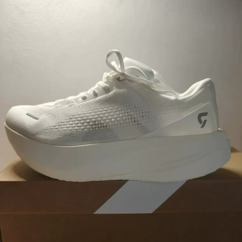 Scarpe da Allenamento DYNAFISH - Men Shoes Vs Women recensione e prezzo