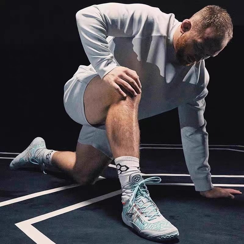 Scarpe da Boxe Professionali 2 - Men Shoes Vs Women recensione e prezzo