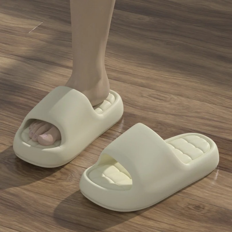 Ciabatte Cloud Slipper da donn - Men Shoes 2026 recensione e prezzo